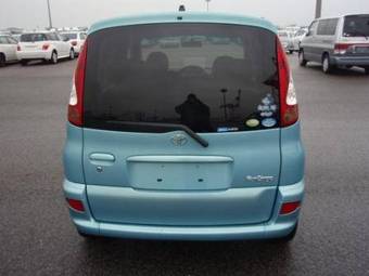 2004 Toyota Funcargo Pictures