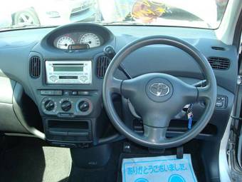 2004 Toyota Funcargo For Sale