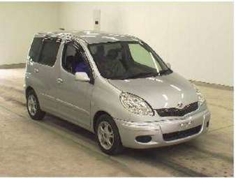 2005 Toyota Funcargo Pictures