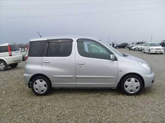 2005 Toyota Funcargo For Sale