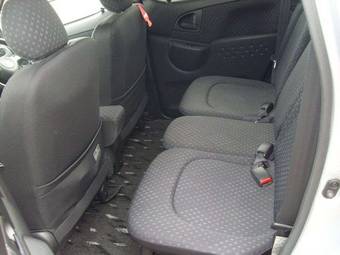 2005 Toyota Funcargo Pics