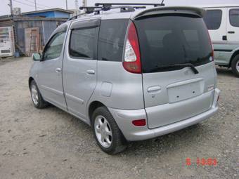 2005 Toyota Funcargo Pictures