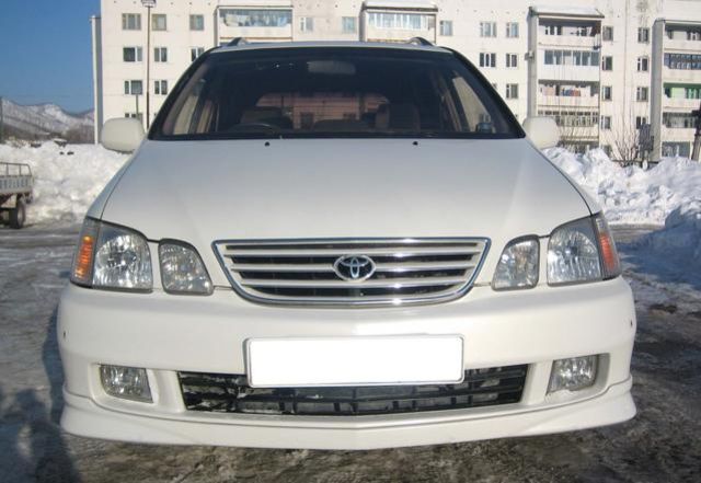 1998 Toyota Gaia