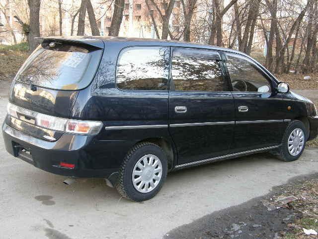 1998 Toyota Gaia