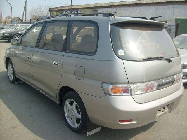 1998 Toyota Gaia