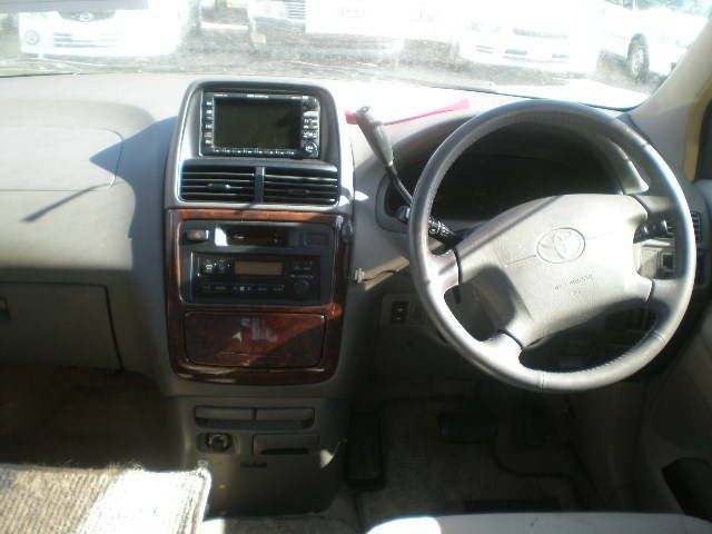 1998 Toyota Gaia