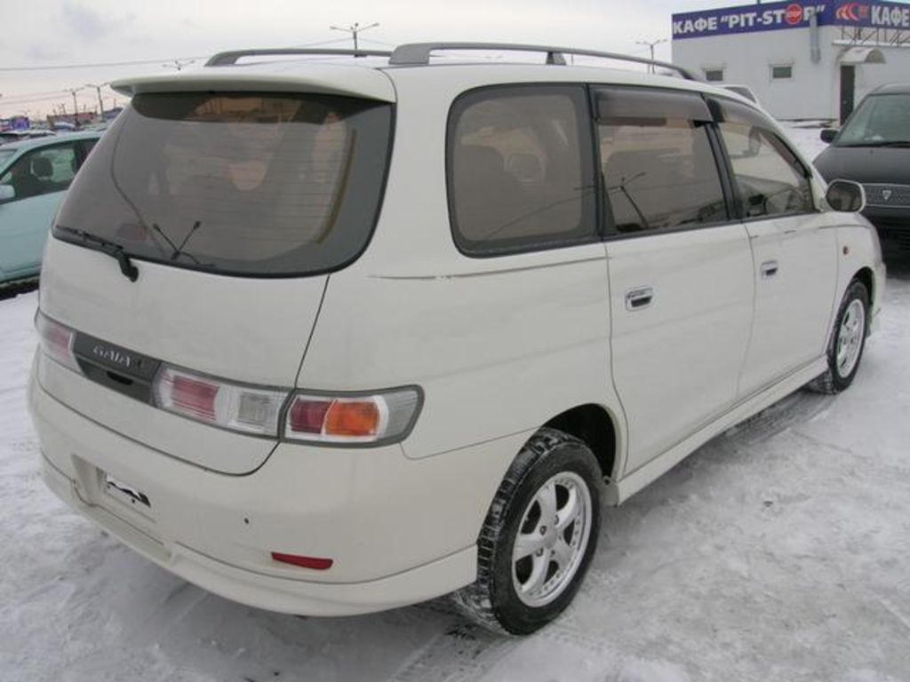 1998 Toyota Gaia