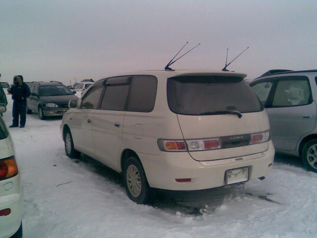 1998 Toyota Gaia