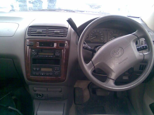 1998 Toyota Gaia