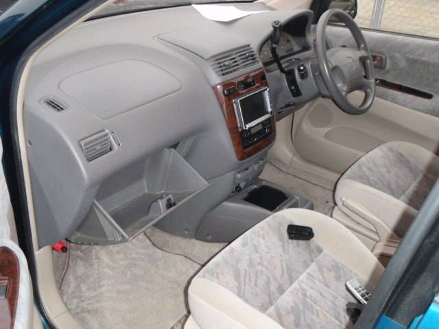 1998 Toyota Gaia