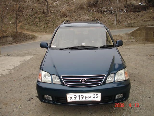 1998 Toyota Gaia