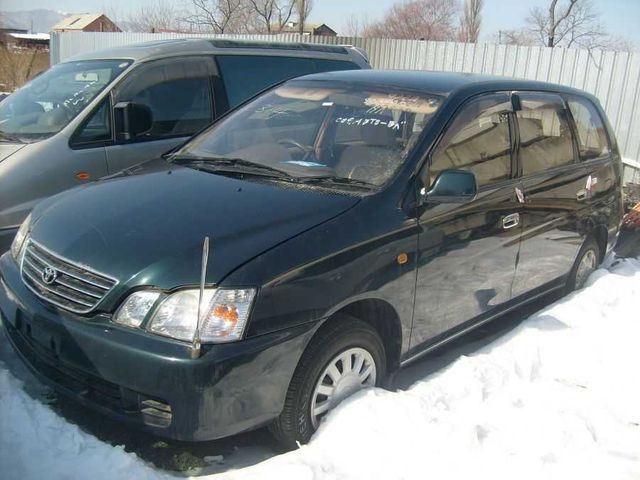 1998 Toyota Gaia