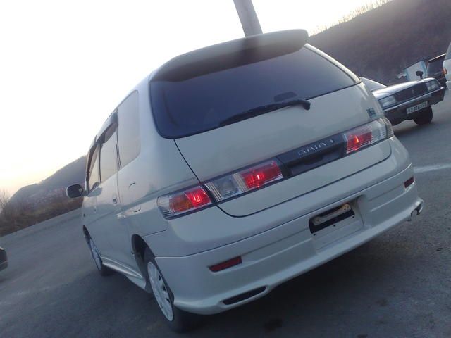 1998 Toyota Gaia