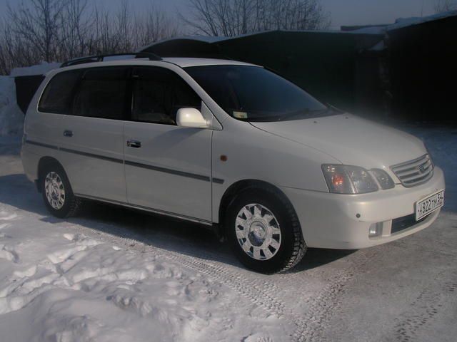 1998 Toyota Gaia