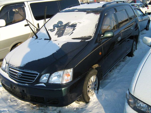 1998 Toyota Gaia