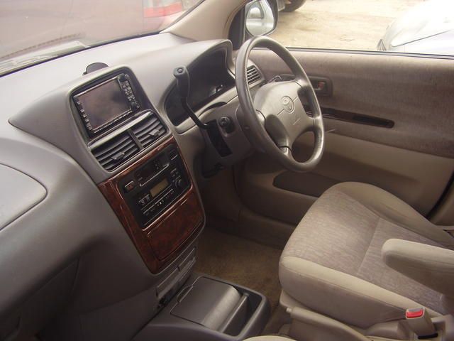 1998 Toyota Gaia