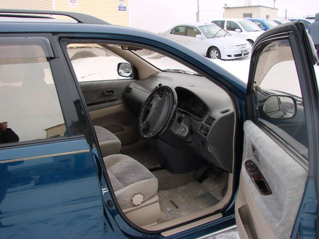 1998 Toyota Gaia