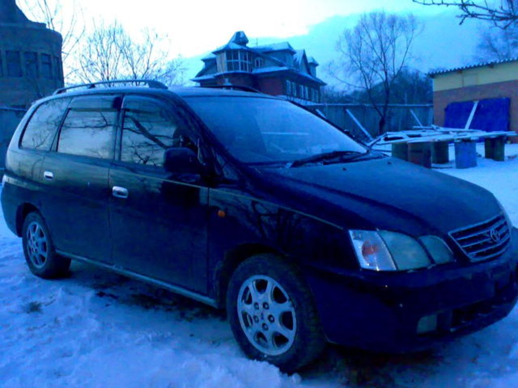 1998 Toyota Gaia