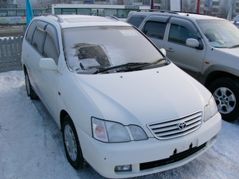 1998 Toyota Gaia
