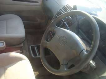 1998 Toyota Gaia Photos