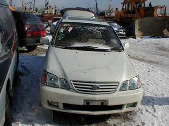 1999 Toyota Gaia