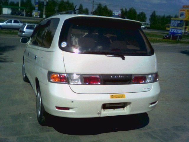 1999 Toyota Gaia