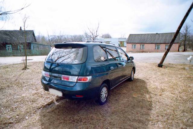 1999 Toyota Gaia