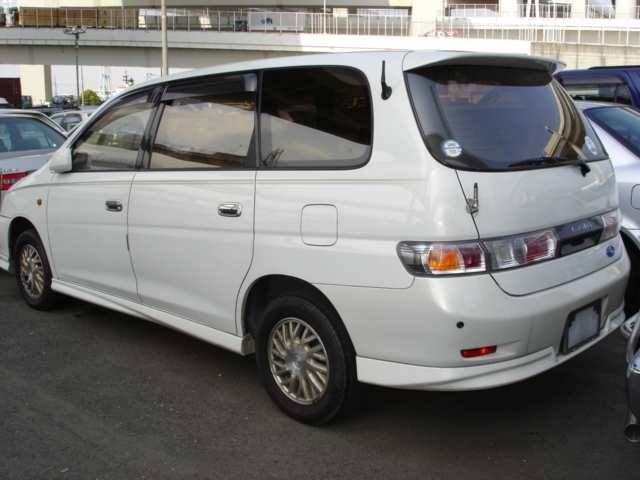 1999 Toyota Gaia