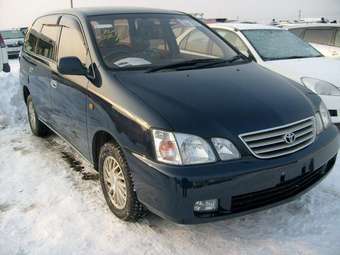 1999 Toyota Gaia