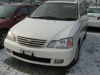 1999 Toyota Gaia