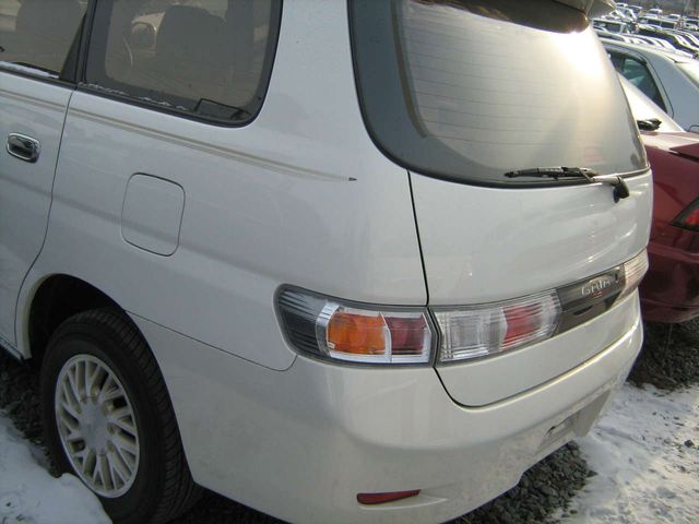 1999 Toyota Gaia