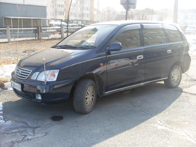 1999 Toyota Gaia