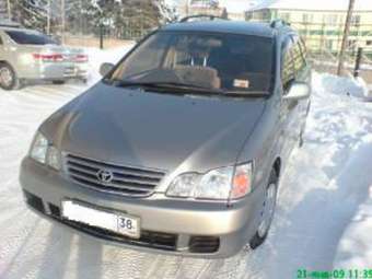 1999 Toyota Gaia