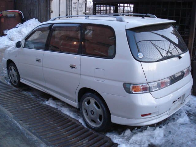 1999 Toyota Gaia