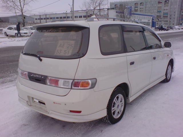 1999 Toyota Gaia