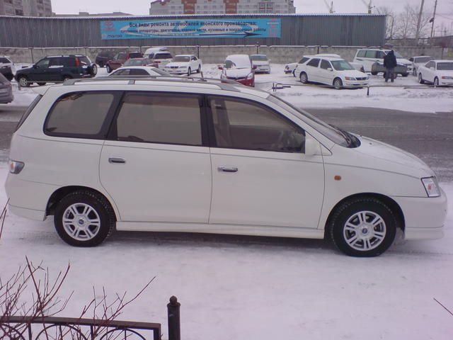 1999 Toyota Gaia