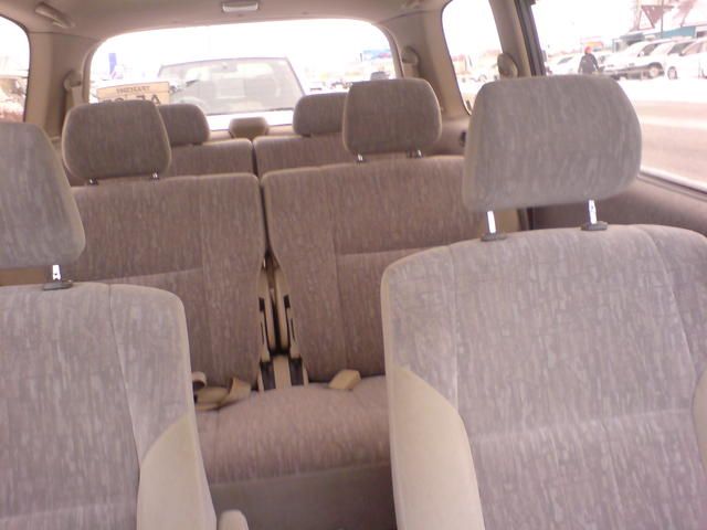 1999 Toyota Gaia