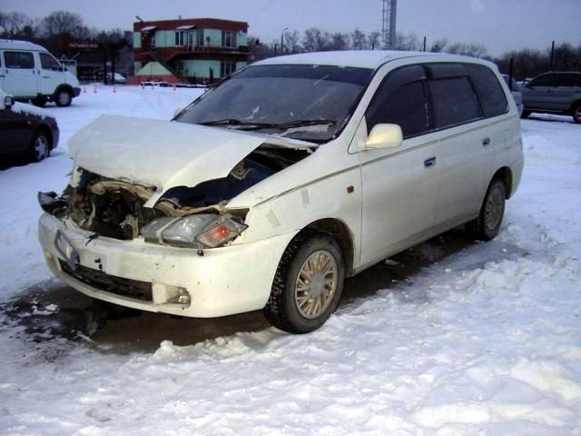 1999 Toyota Gaia