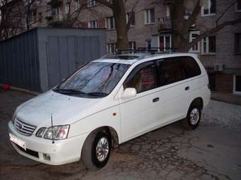 1999 Toyota Gaia