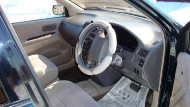 1999 Toyota Gaia