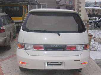 1999 Toyota Gaia