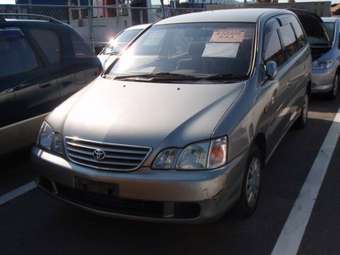 1999 Toyota Gaia