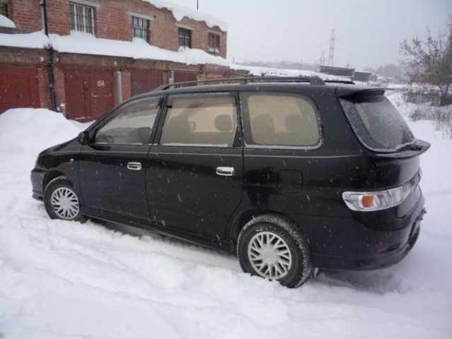 1999 Toyota Gaia