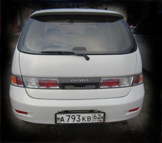 1999 Toyota Gaia