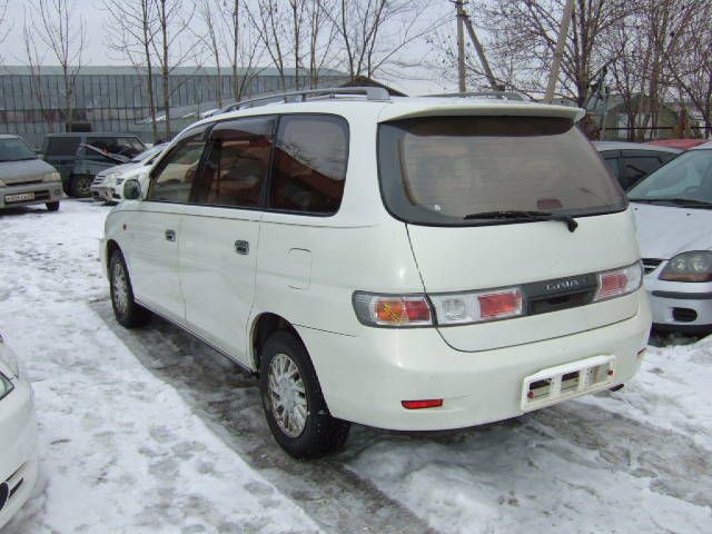 1999 Toyota Gaia