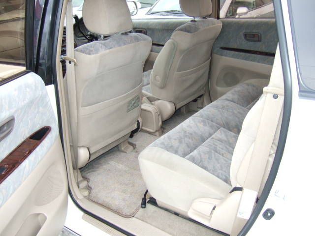 1999 Toyota Gaia