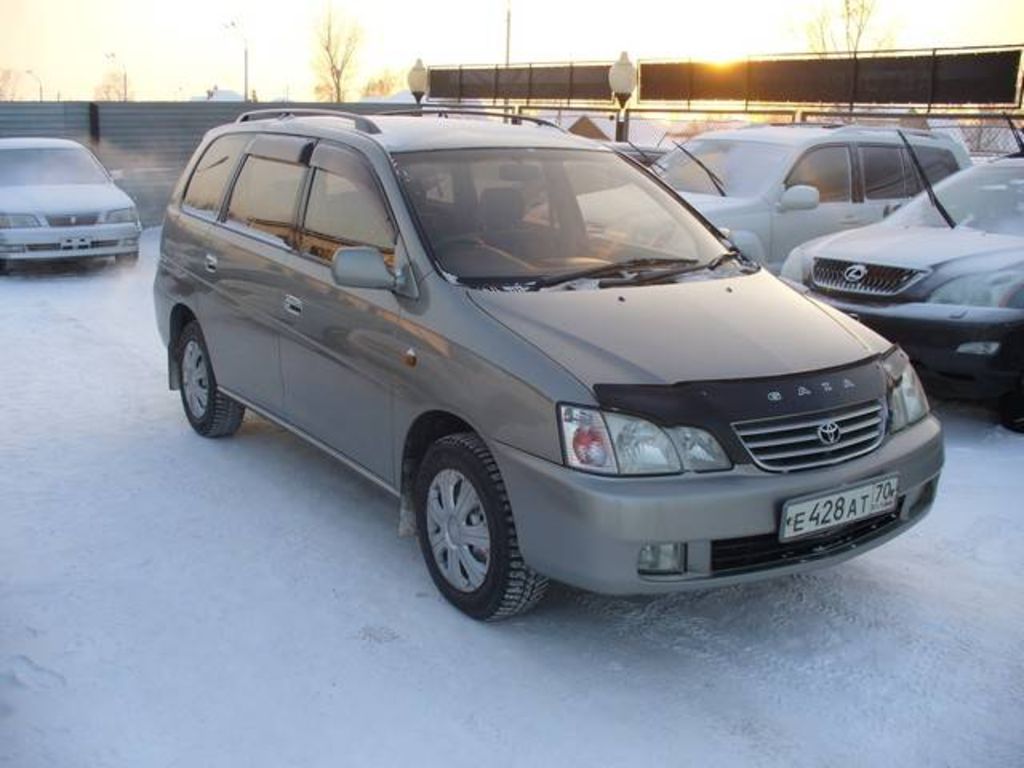 1999 Toyota Gaia