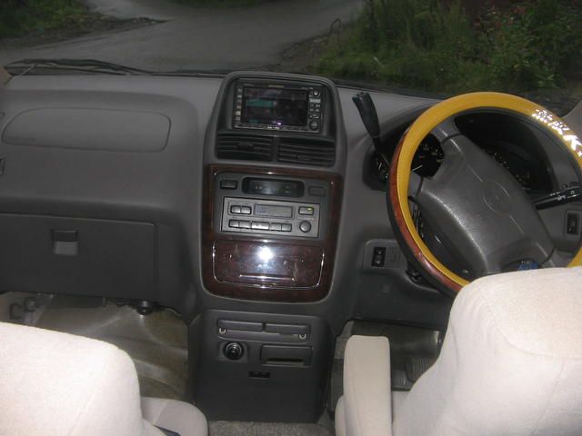 1999 Toyota Gaia