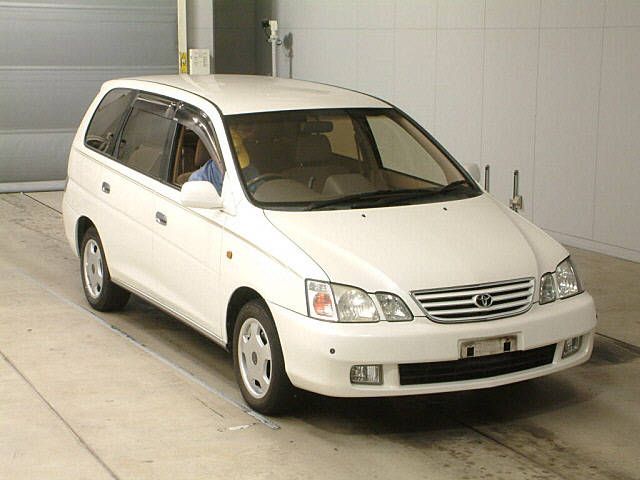 1999 Toyota Gaia