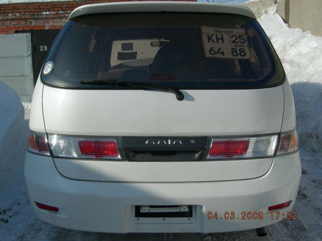 1999 Toyota Gaia